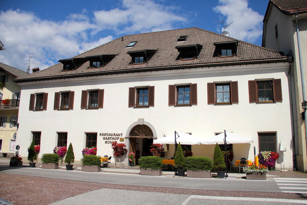 Gasthof Sonne San Lorenzo di Sebato Exterior photo