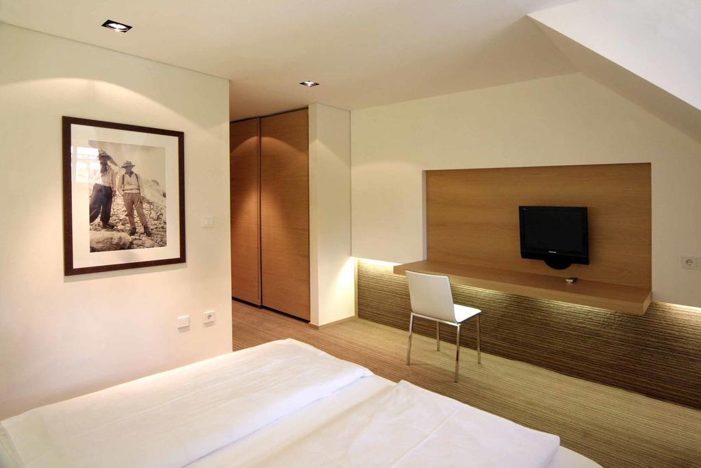 Gasthof Sonne San Lorenzo di Sebato Room photo